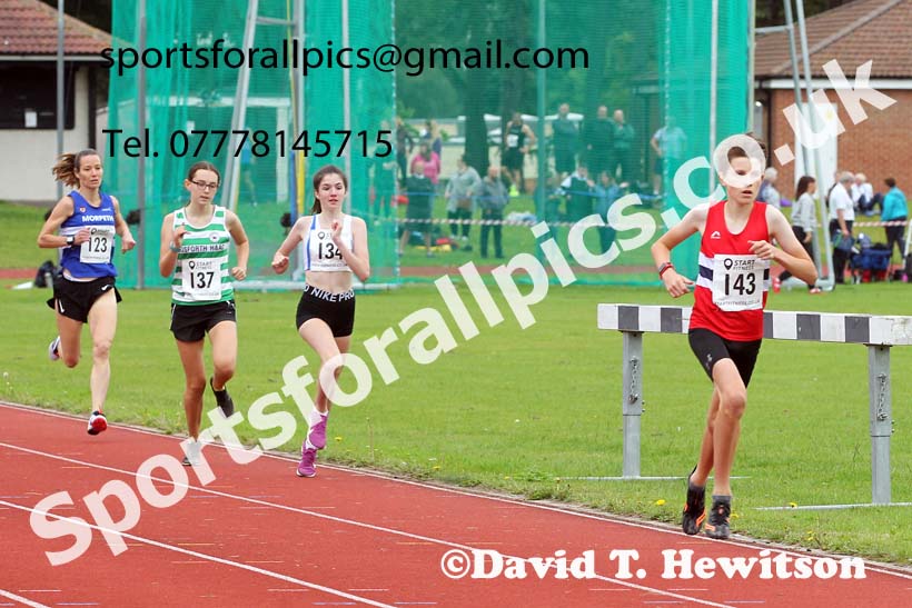800 metres 04, NECAA Open Meeting, Morpeth, Sunday, March 23rd. David T. Hewitson/Sports for All Pics